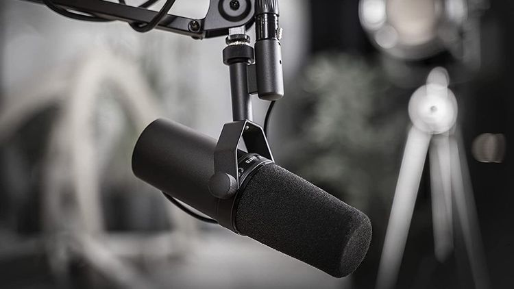 Studio Podcast / Video Live / Photo à réserver à Rennes